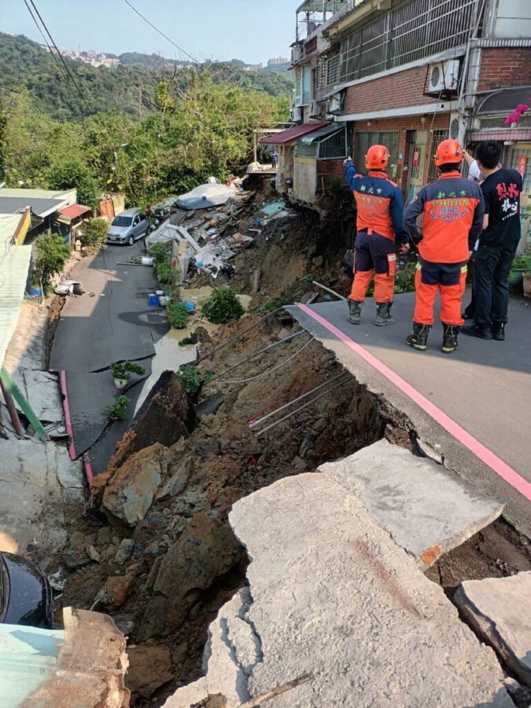 earthquake in Taiwan ताइवान में 7.2 तीव्रता का भूकंप, हुआ दिल दहलाने वाला हादसा, वायरल हो रही तस्वीरें