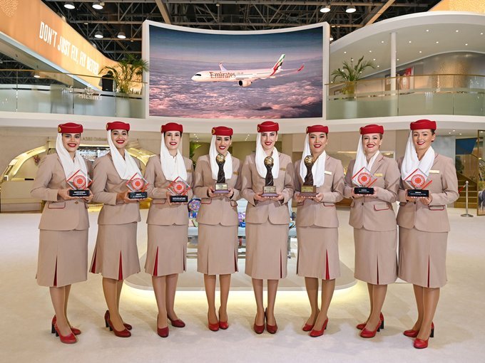 Dubai Emirates Airlines will give extra 5 months salary, company earned 5.1 billion dollars profit, know why