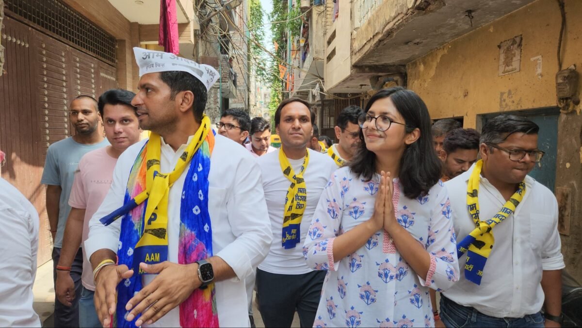 स्वाति मालीवाल के हमले पर क्यों चुप है अरविंद केजरीवाल? स्वाति मालीवाल ने ट्वीट करके अपनी प्रतिक्रिया दी…
