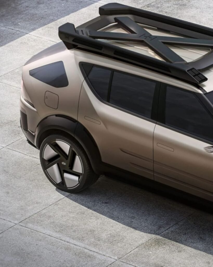 All photos of Hyundai Initium FCEV Concept Car 2024