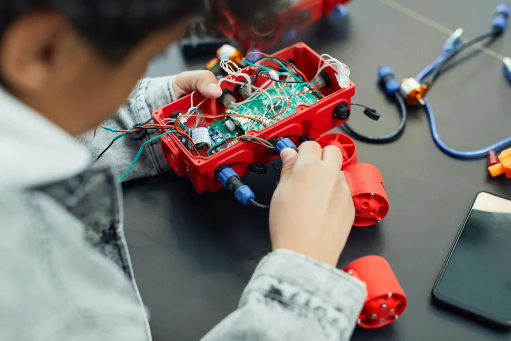 Best Specializations in Electrical Engineering for 2025 Aspirants